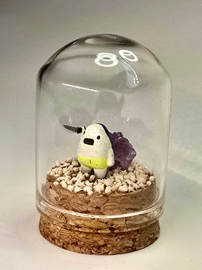 Teenie Terrarium - Stabby Shark