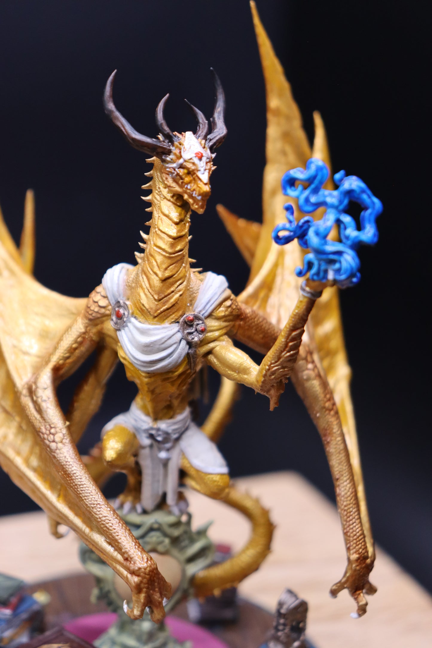 Miniatures, Golden Dragon