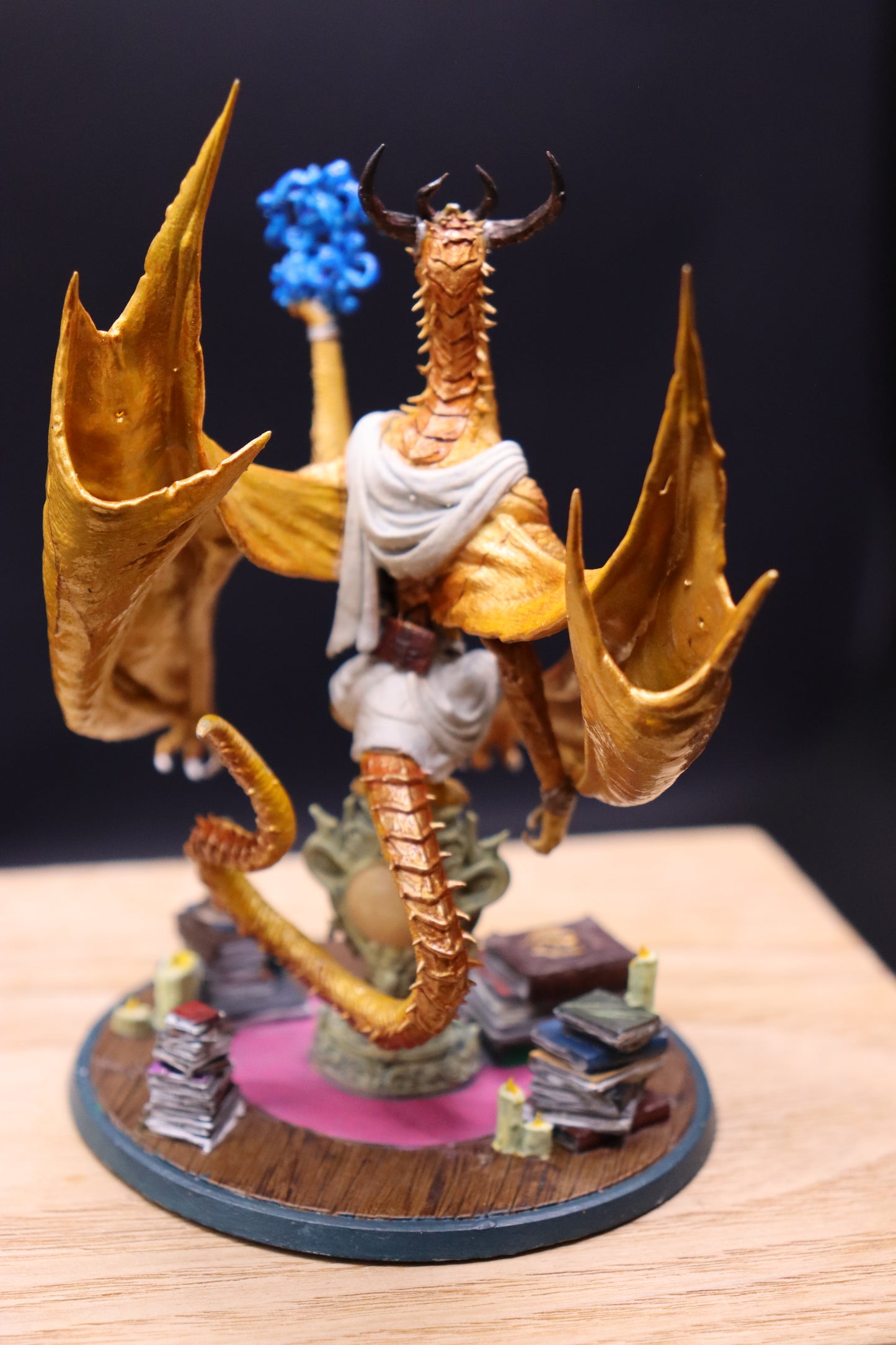 Miniatures, Golden Dragon